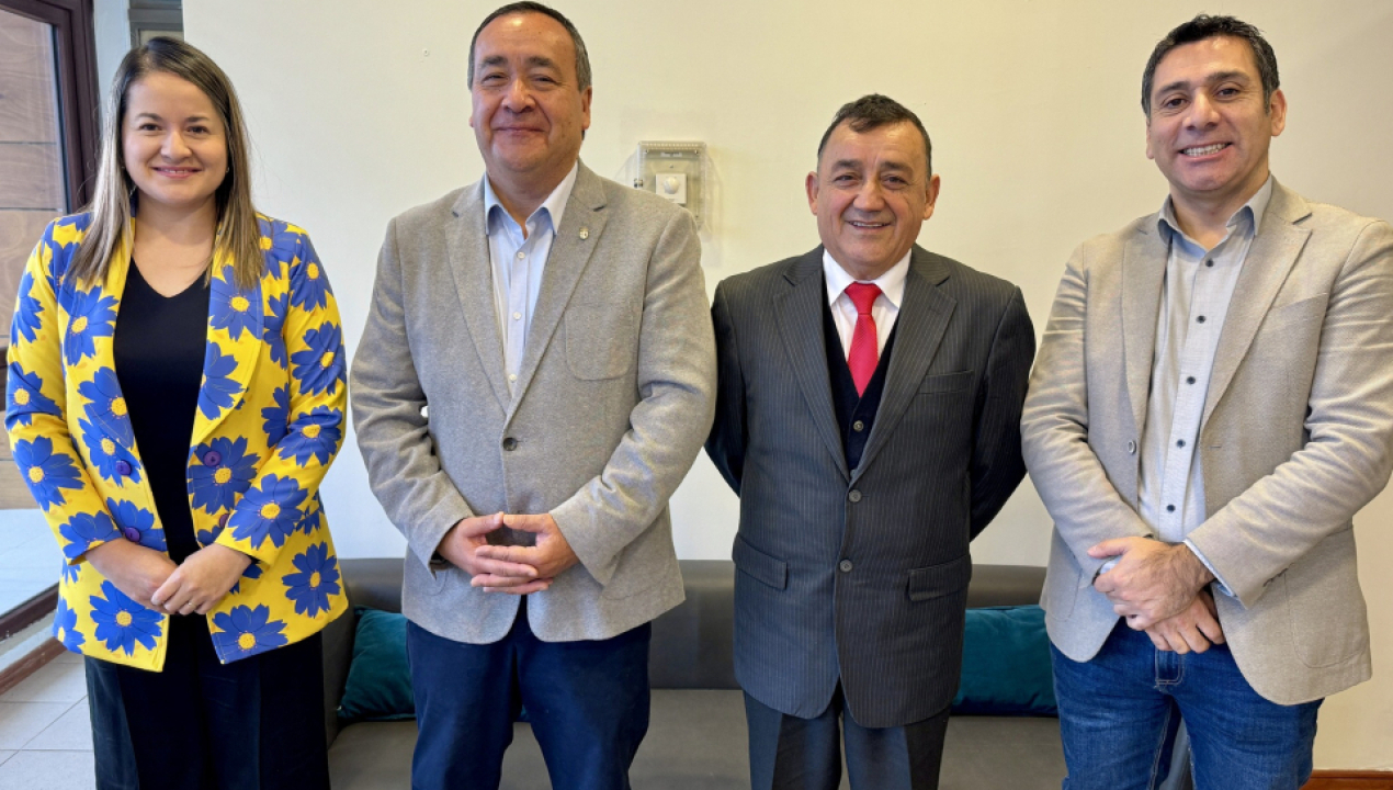 /nuevos-directores-asumen-en-escuelas-municipales-de-arauco