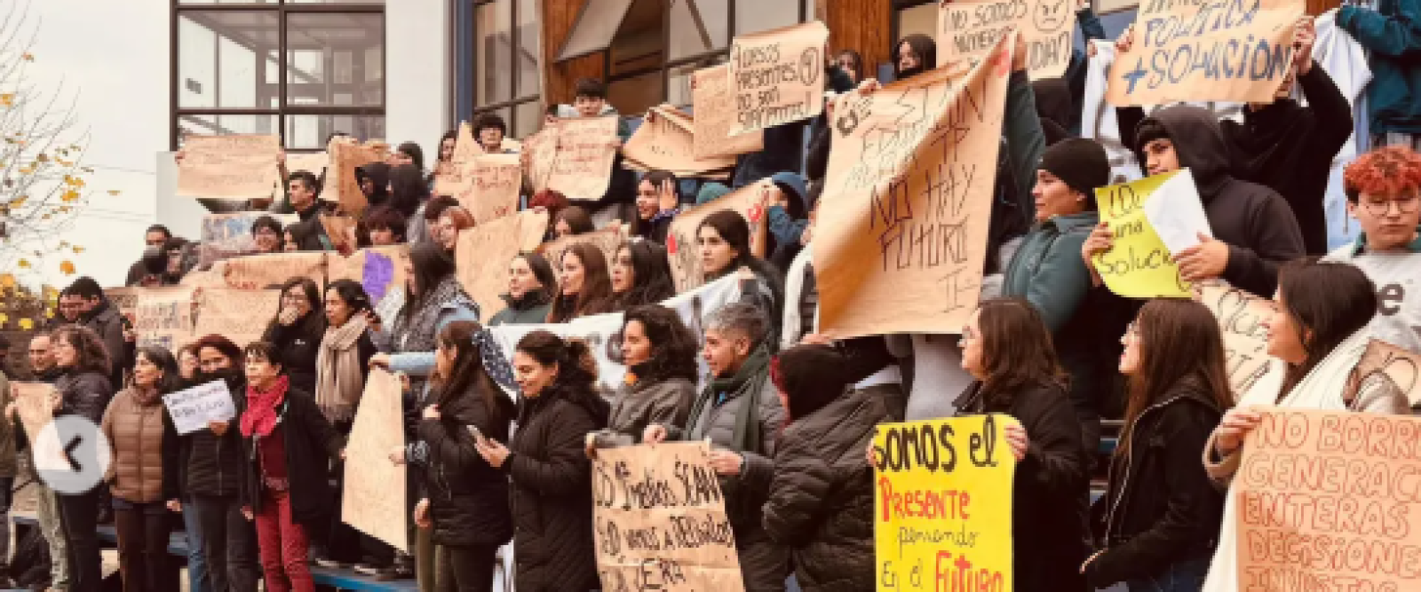 Tensión en Liceo Comercial de Los Ángeles por su futuro