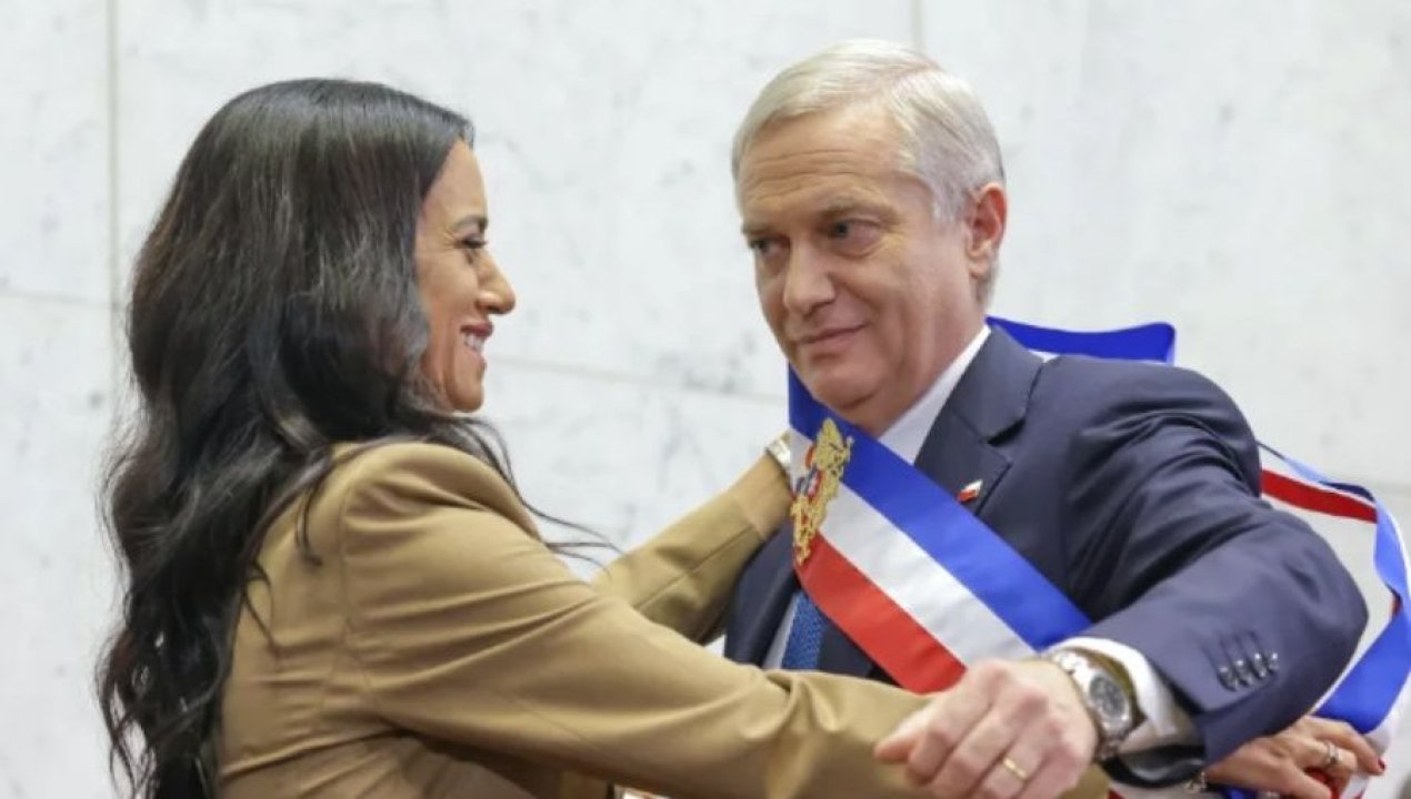 /actualidad/senadora-oficialista-paulina-nunez-le-quita-piso-a-proyecto-de-conmutacion