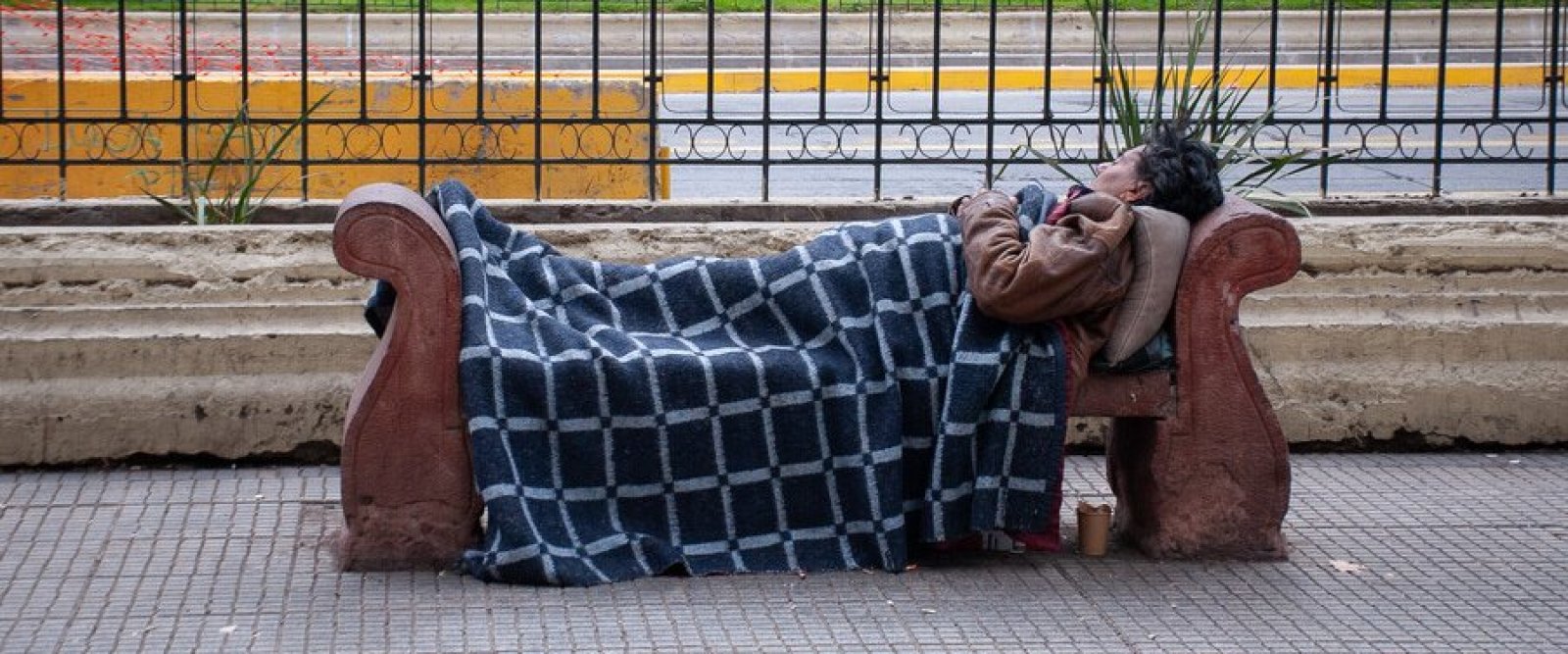Refuerzan llamado a reportar personas en situación de calle ante bajas temperaturas